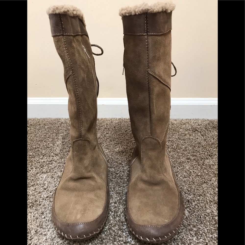 Lassen brown leather lace up boots size 9.5